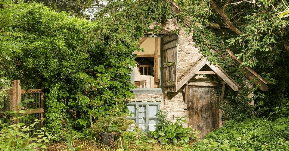 British cottage is over 500-years-old – but inside is 