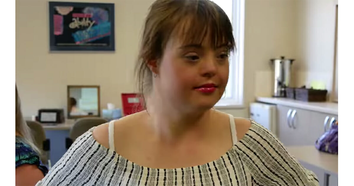 Model With Downs Syndrome Achieves Dream After Appearing On Catwalk 