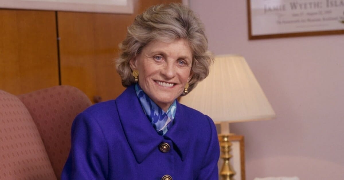 JFK's last surviving sibling, Jean Kennedy Smith, dies at 92