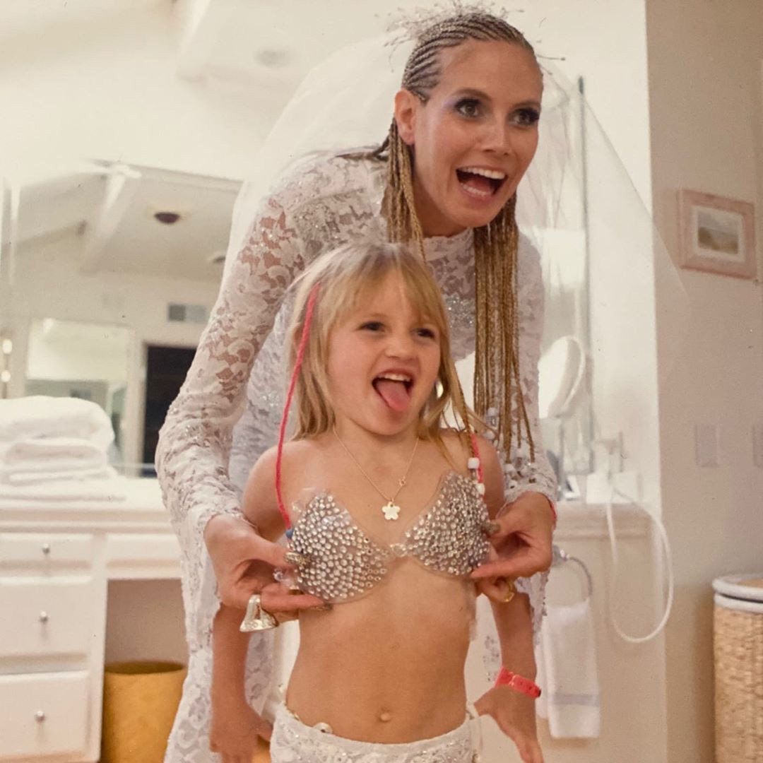 Heidi Klum And Daughter Kissing