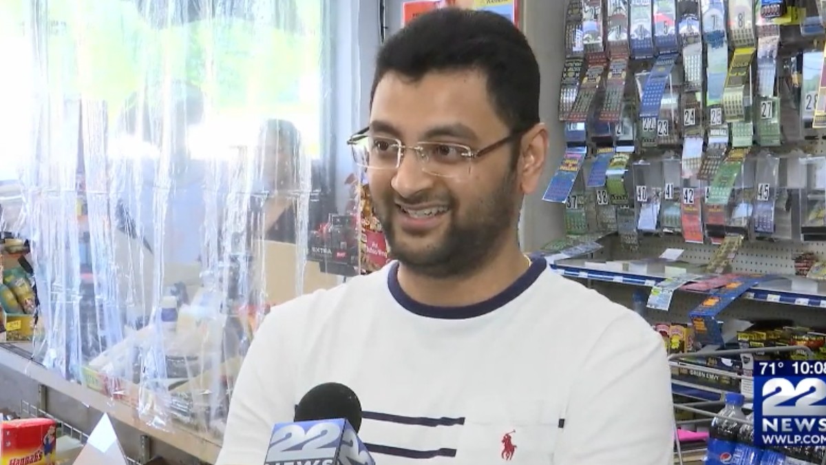 Family Returns Lottery Ticket After Customer Unknowingly Discards