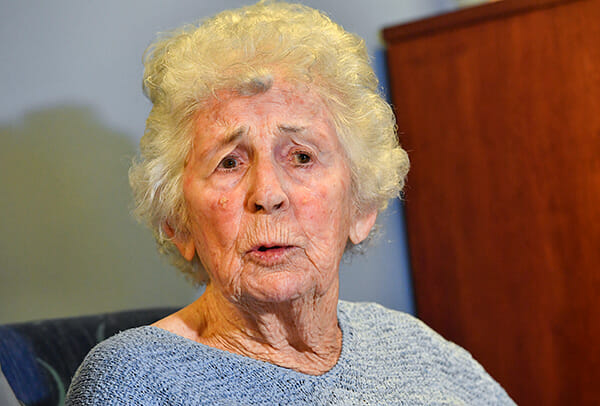 tauba katzenstein