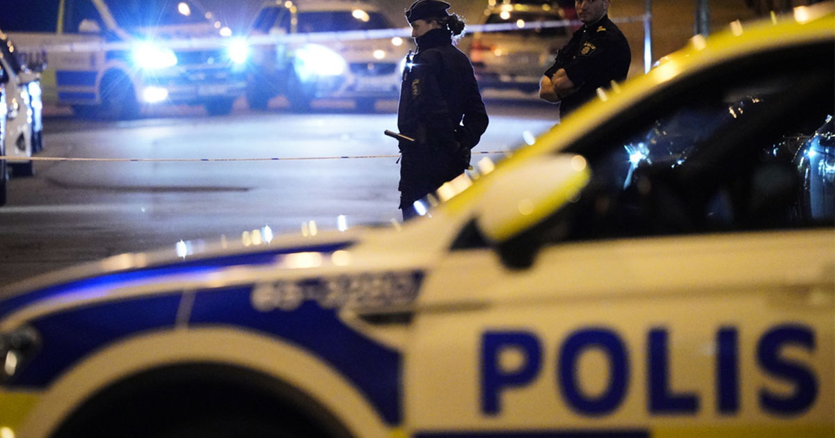 Polis