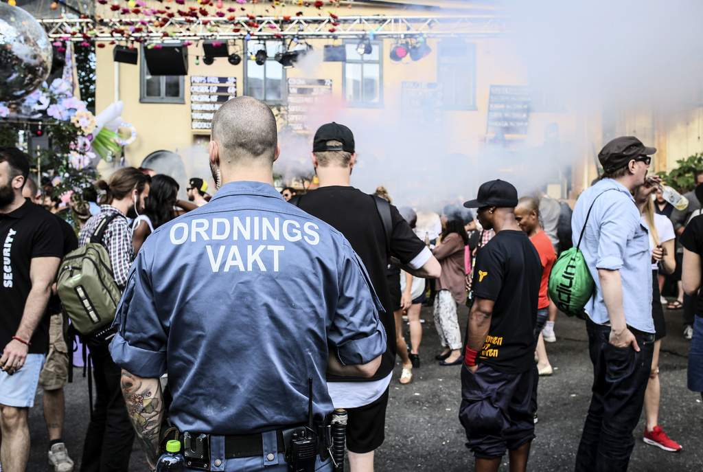Ordningsvakt på Trädgården.