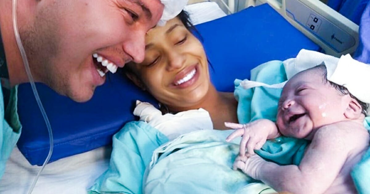 vauva hymyilee - Lue uusimmat aiheesta vauva hymyilee sivulta Newsner