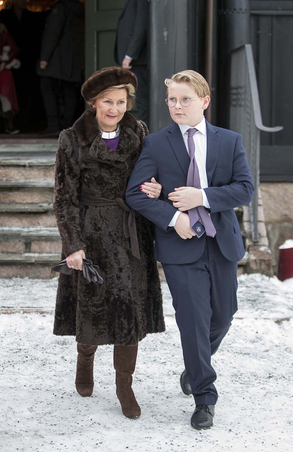 De nye bildene av Prins Sverre Magnus og Dronning Sonja ...