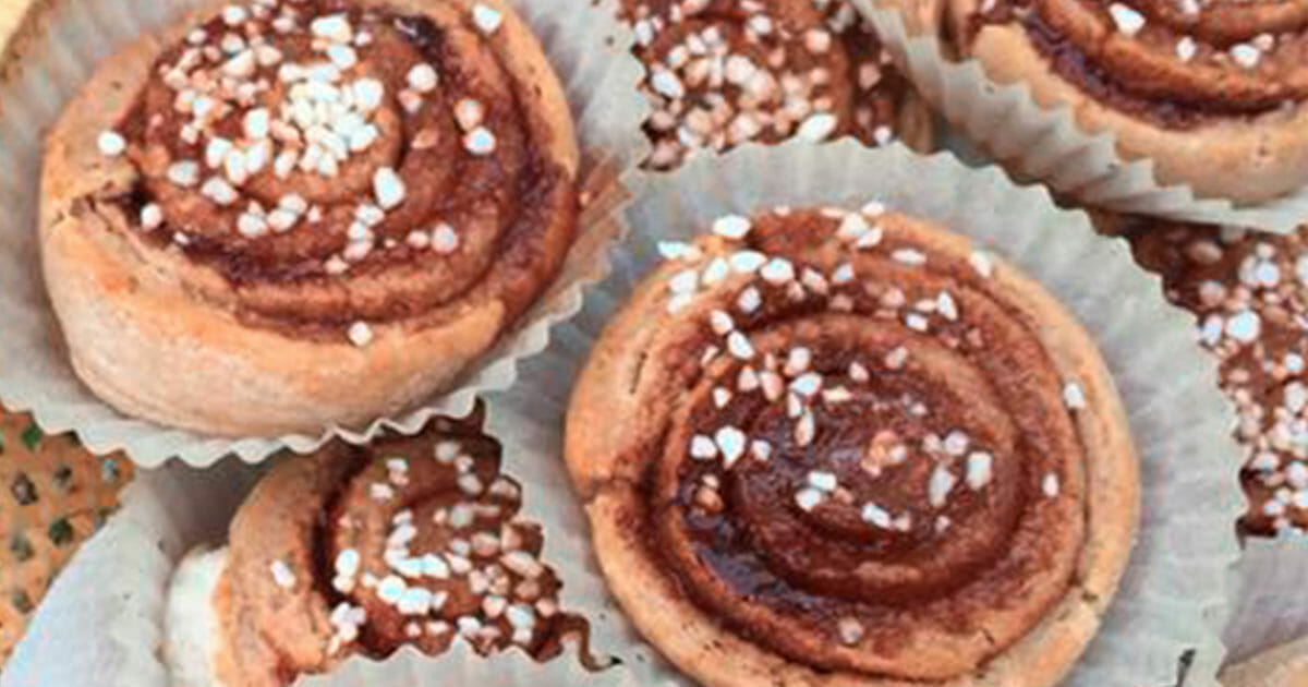 Kanelboller i muffinsform