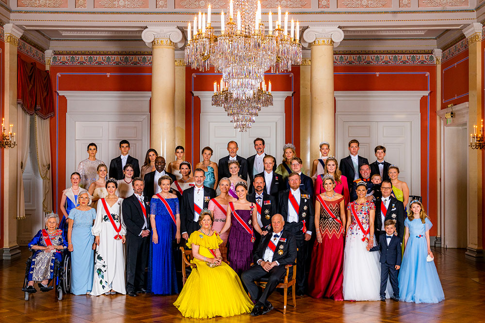 Dronning Sonja og Kong Harald inviterte til gallamiddag på Slottet i forbindelse med Ingrid Alexandra myndighetsdag.
