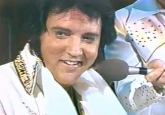 Elvis' letzte Aufnahme eines Auftritts kurz vor seinem Tod Gänsehaut pur